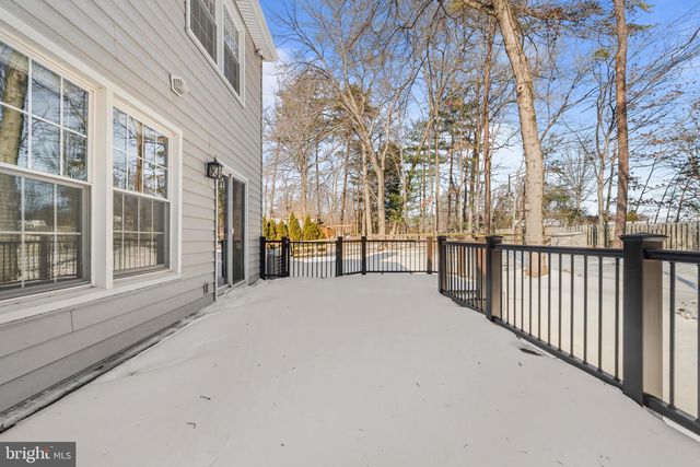 8309 MAGIC LEAF RD, Springfield, VA 22153