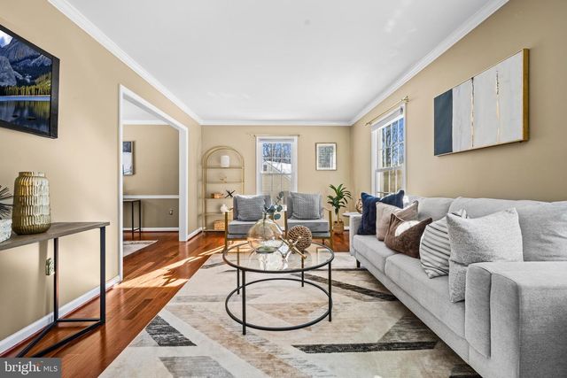 8309 MAGIC LEAF RD, Springfield, VA 22153