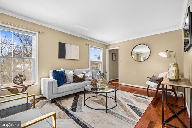 8309 MAGIC LEAF RD, Springfield, VA 22153