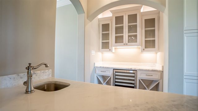 195 Angelina Drive, Aledo, TX 76008