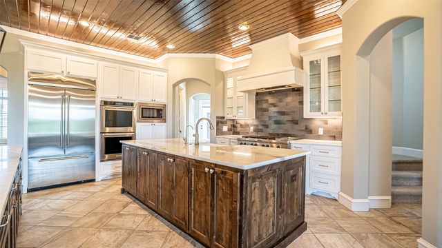 195 Angelina Drive, Aledo, TX 76008