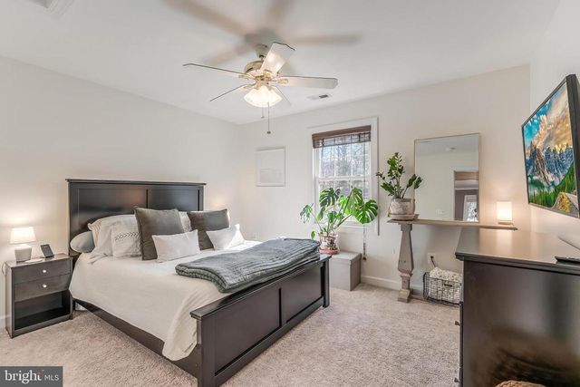 7088 AUBURN MILL RD, Warrenton, VA 20187