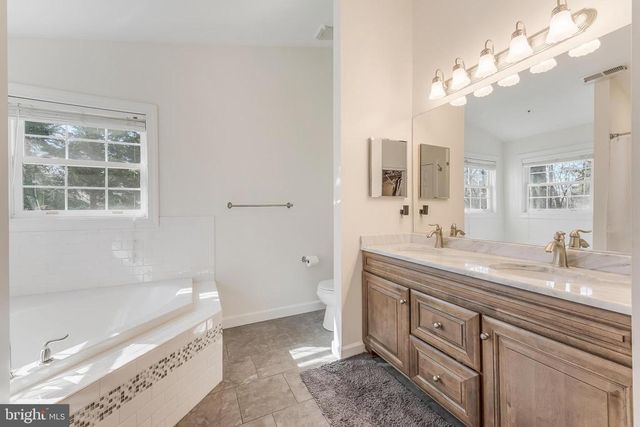 7088 AUBURN MILL RD, Warrenton, VA 20187