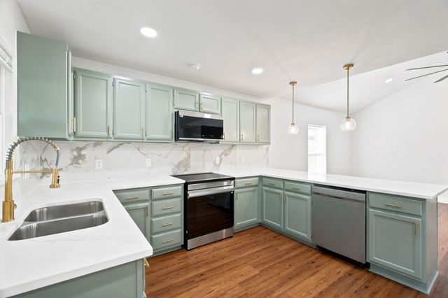 1720 N Bent Tree Trail, Grand Prairie, TX 75052