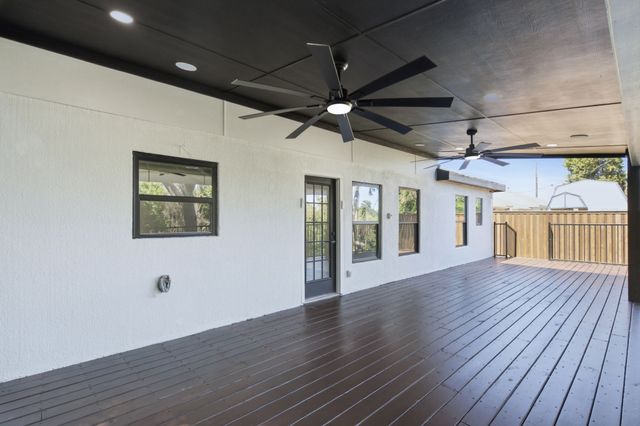 1720 N Bent Tree Trail, Grand Prairie, TX 75052