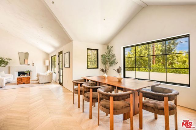 8353 Sunset View Drive, Los Angeles, CA 90069