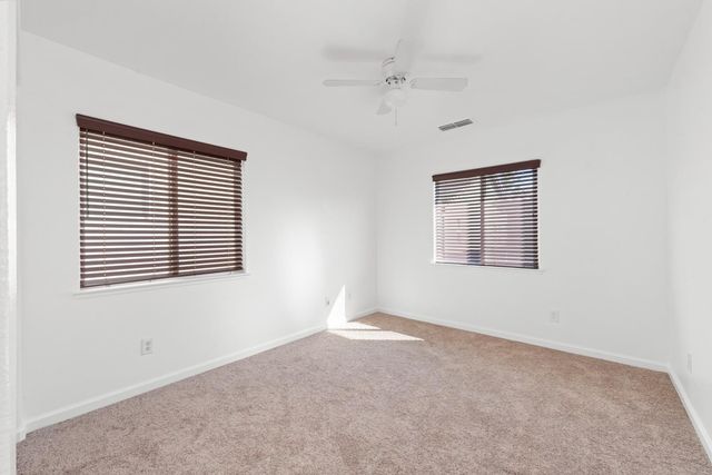 35 Seatuck Ct, Sacramento, CA 95835