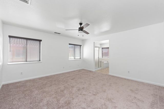 35 Seatuck Ct, Sacramento, CA 95835