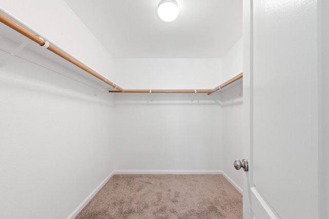 35 Seatuck Ct, Sacramento, CA 95835