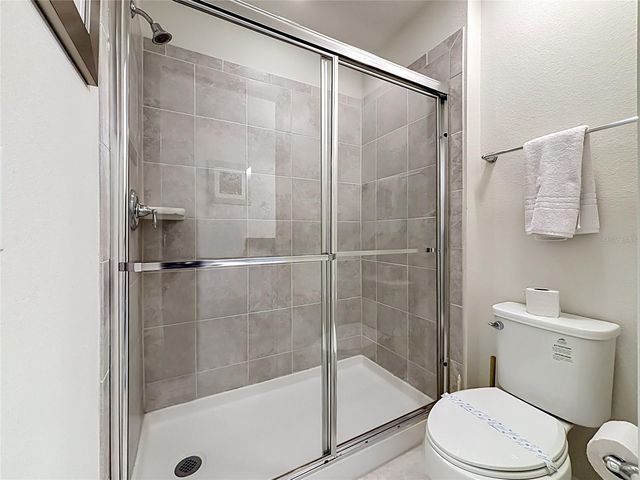 8879 QIN LOOP, Kissimmee, FL 34747