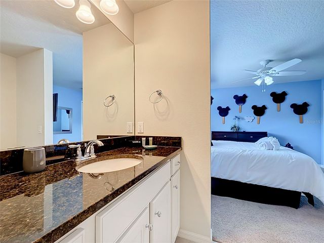 8879 QIN LOOP, Kissimmee, FL 34747