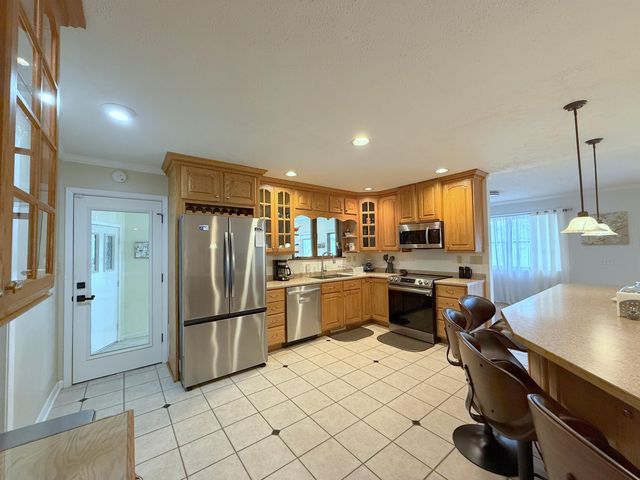 9 Keosauqua Drive, Cherokee Village, AR 72529