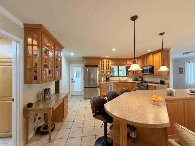 9 Keosauqua Drive, Cherokee Village, AR 72529