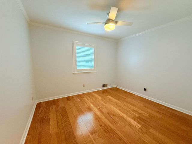 9 Keosauqua Drive, Cherokee Village, AR 72529