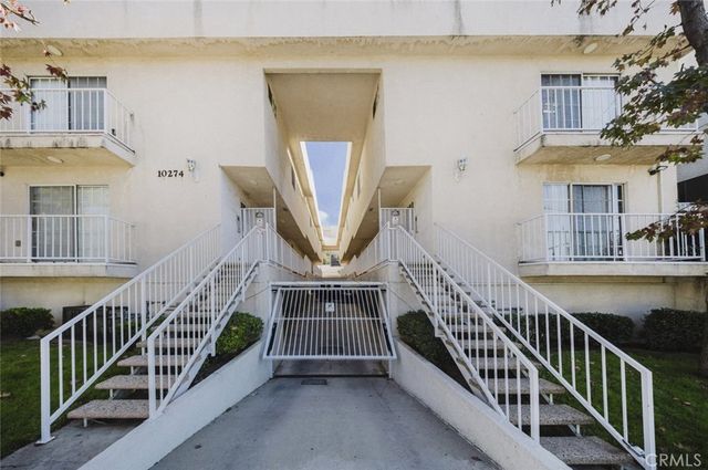 10274 Tujunga Canyon Boulevard 4, Tujunga, CA 91042