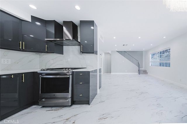 10274 Tujunga Canyon Boulevard 4, Tujunga, CA 91042