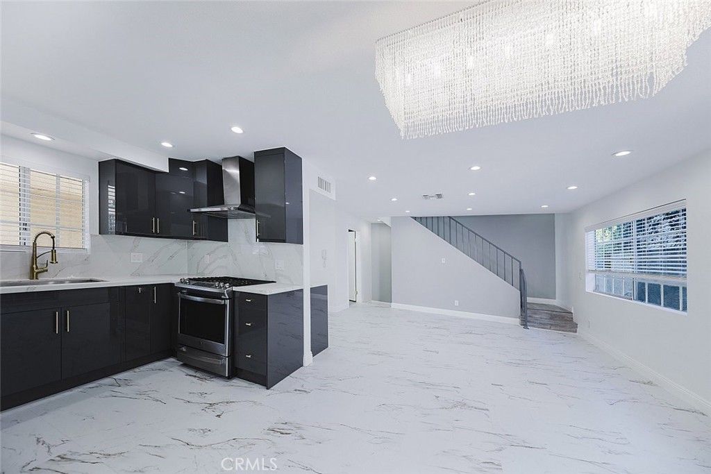 10274 Tujunga Canyon Boulevard 4, Tujunga, CA 91042