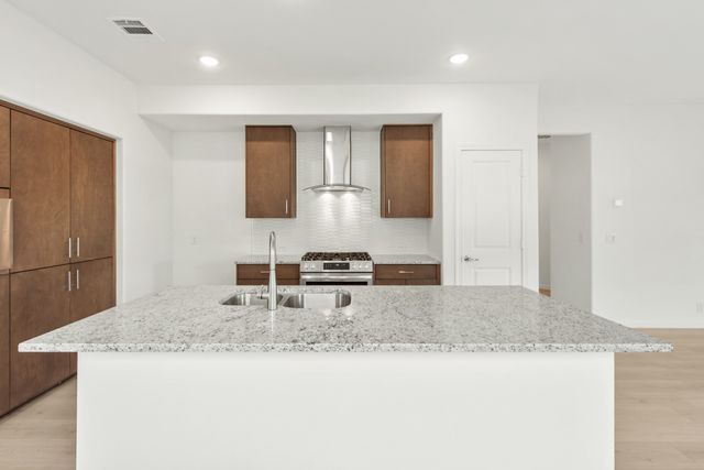 212 Eagle View Lane, Commerce, TX 75428
