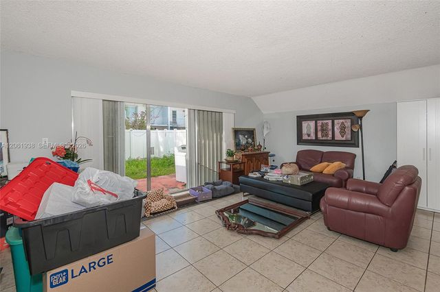 6768 SW 39th Court 78, Davie, FL 33314