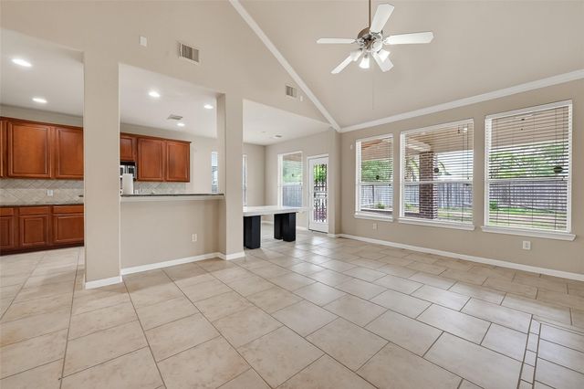 5211 Shadow Breeze Lane, Katy, TX 77494