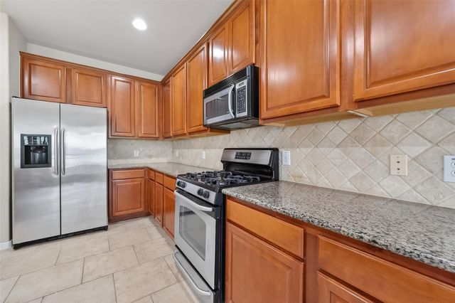 5211 Shadow Breeze Lane, Katy, TX 77494