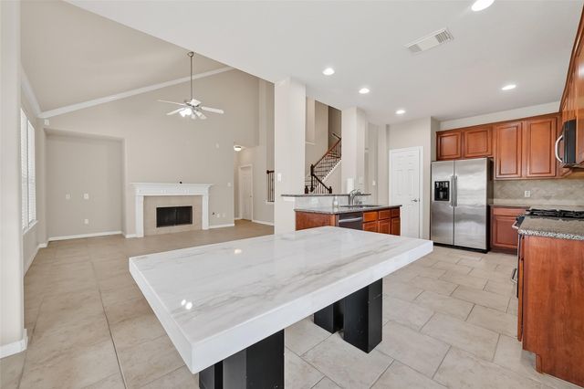 5211 Shadow Breeze Lane, Katy, TX 77494