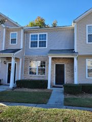 1606 Oxleymare Drive, Raleigh, NC 27610