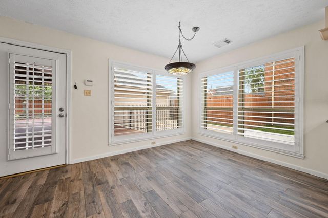 6007 Summer Oaks Drive, Humble, TX 77346