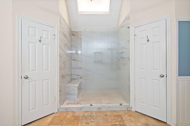 6007 Summer Oaks Drive, Humble, TX 77346