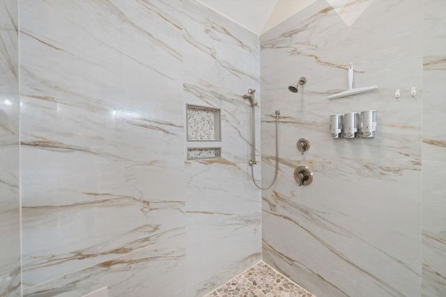 6007 Summer Oaks Drive, Humble, TX 77346