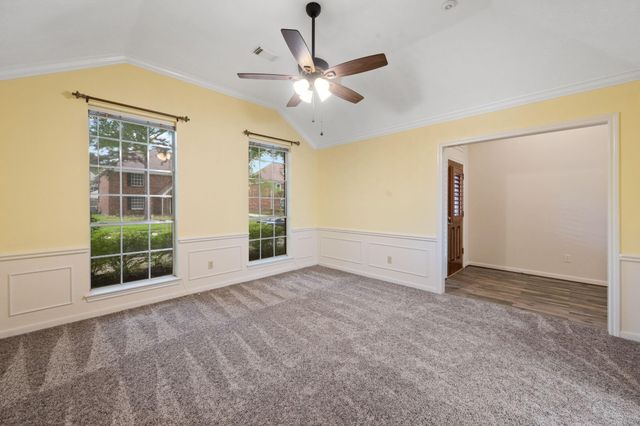 6007 Summer Oaks Drive, Humble, TX 77346