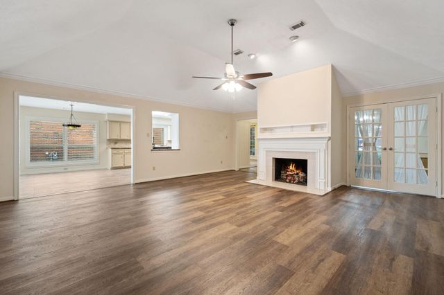 6007 Summer Oaks Drive, Humble, TX 77346