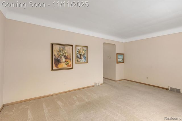 18258 Empire Avenue, Eastpointe, MI 48021