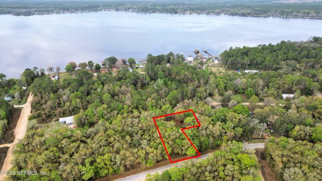 707 HILLSBOROUGH Avenue, Florahome, FL 32140