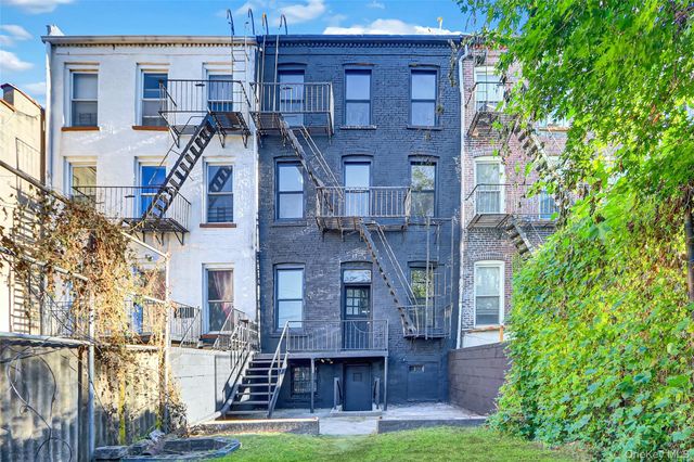 62 15th Street, Brooklyn, NY 11215