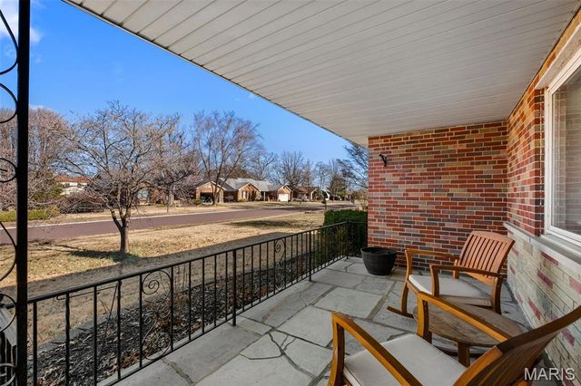 11842 Sunlind, Sunset Hills, MO 63127