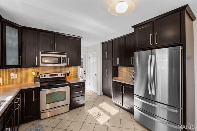 11842 Sunlind, Sunset Hills, MO 63127