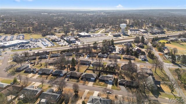 11842 Sunlind, Sunset Hills, MO 63127