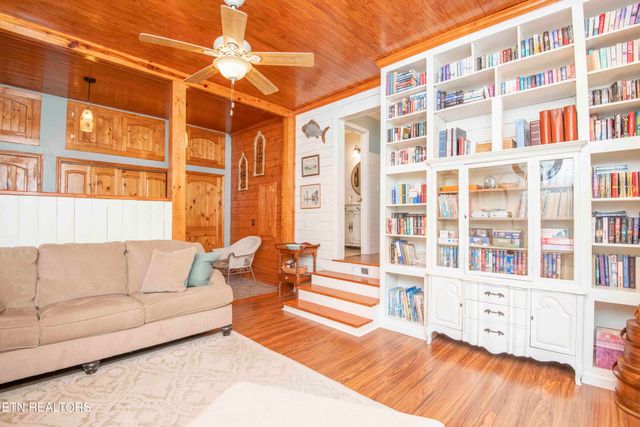 890 County Rd 51, Athens, TN 37303