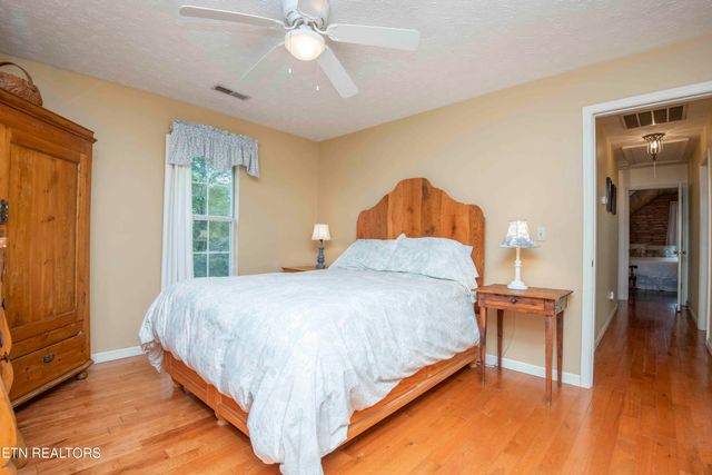 890 County Rd 51, Athens, TN 37303