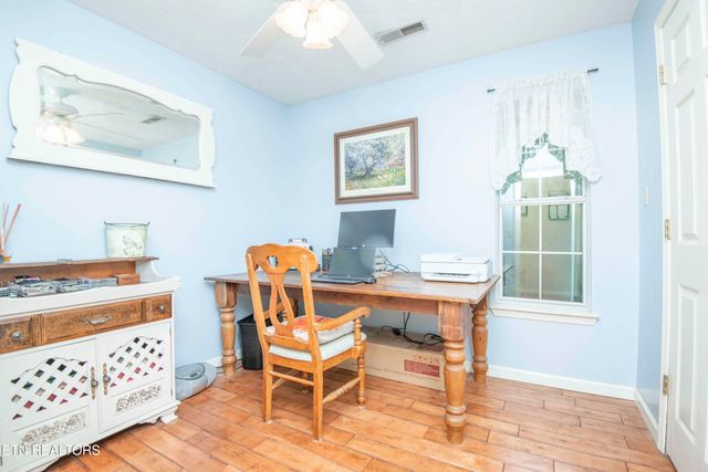 890 County Rd 51, Athens, TN 37303