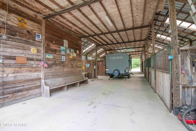 890 County Rd 51, Athens, TN 37303