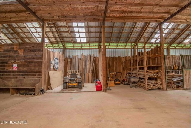 890 County Rd 51, Athens, TN 37303