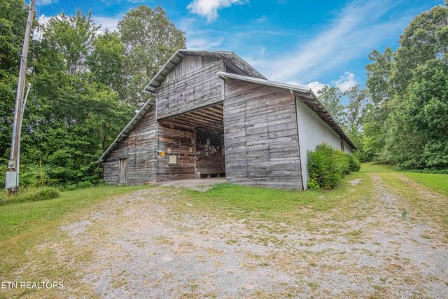 890 County Rd 51, Athens, TN 37303