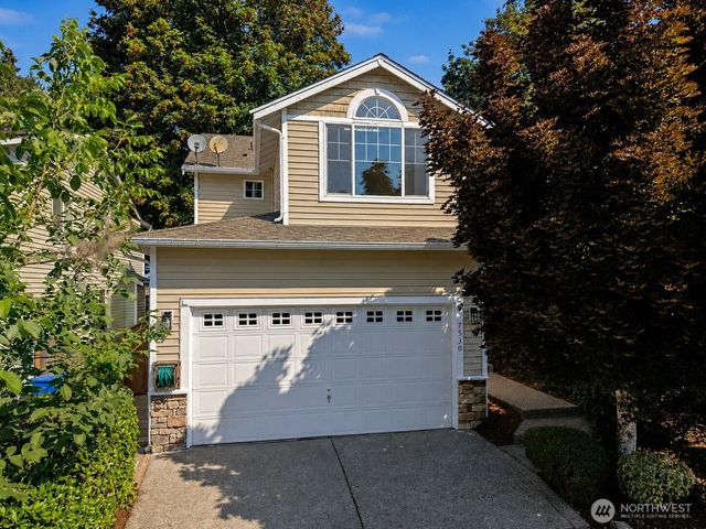 7530 NE 204th Place, Kenmore, WA 98028