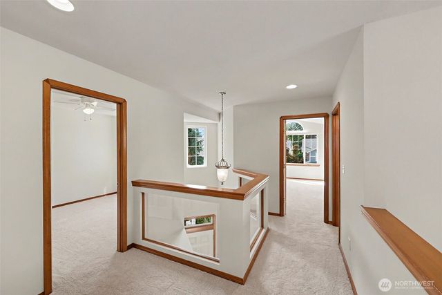 7530 NE 204th Place, Kenmore, WA 98028
