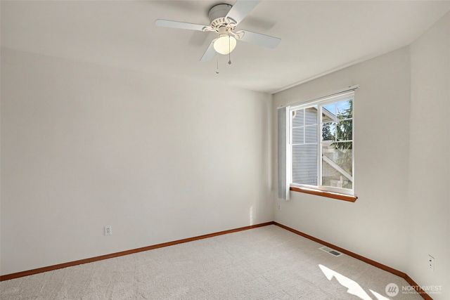 7530 NE 204th Place, Kenmore, WA 98028