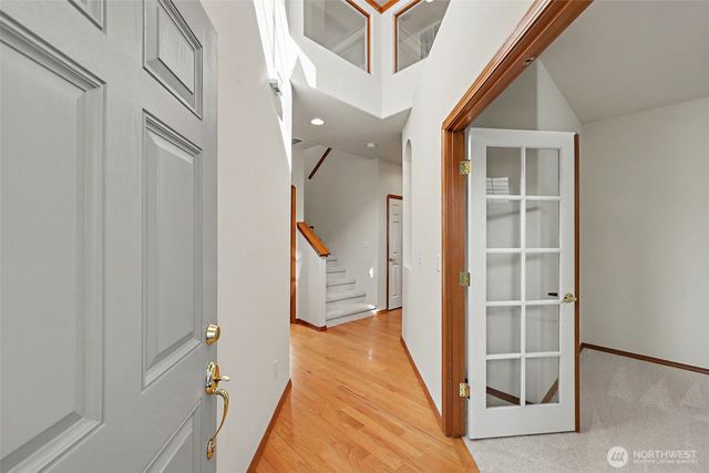 7530 NE 204th Place, Kenmore, WA 98028