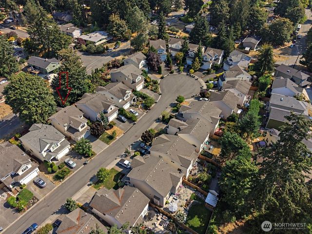 7530 NE 204th Place, Kenmore, WA 98028