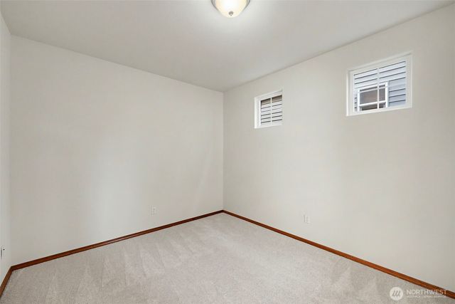 7530 NE 204th Place, Kenmore, WA 98028